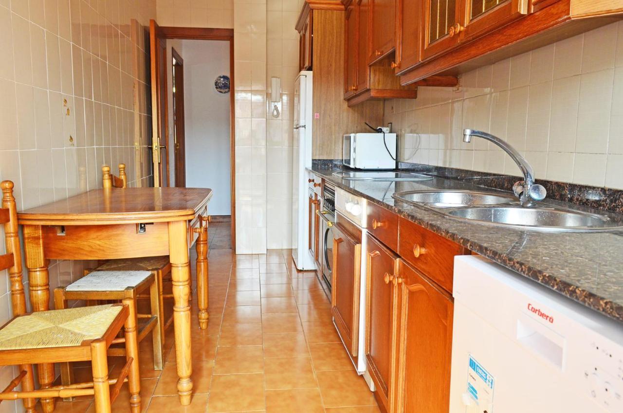 Apartamento El Corro: Con Parking En Pleno Centro De Comillas Exterior photo