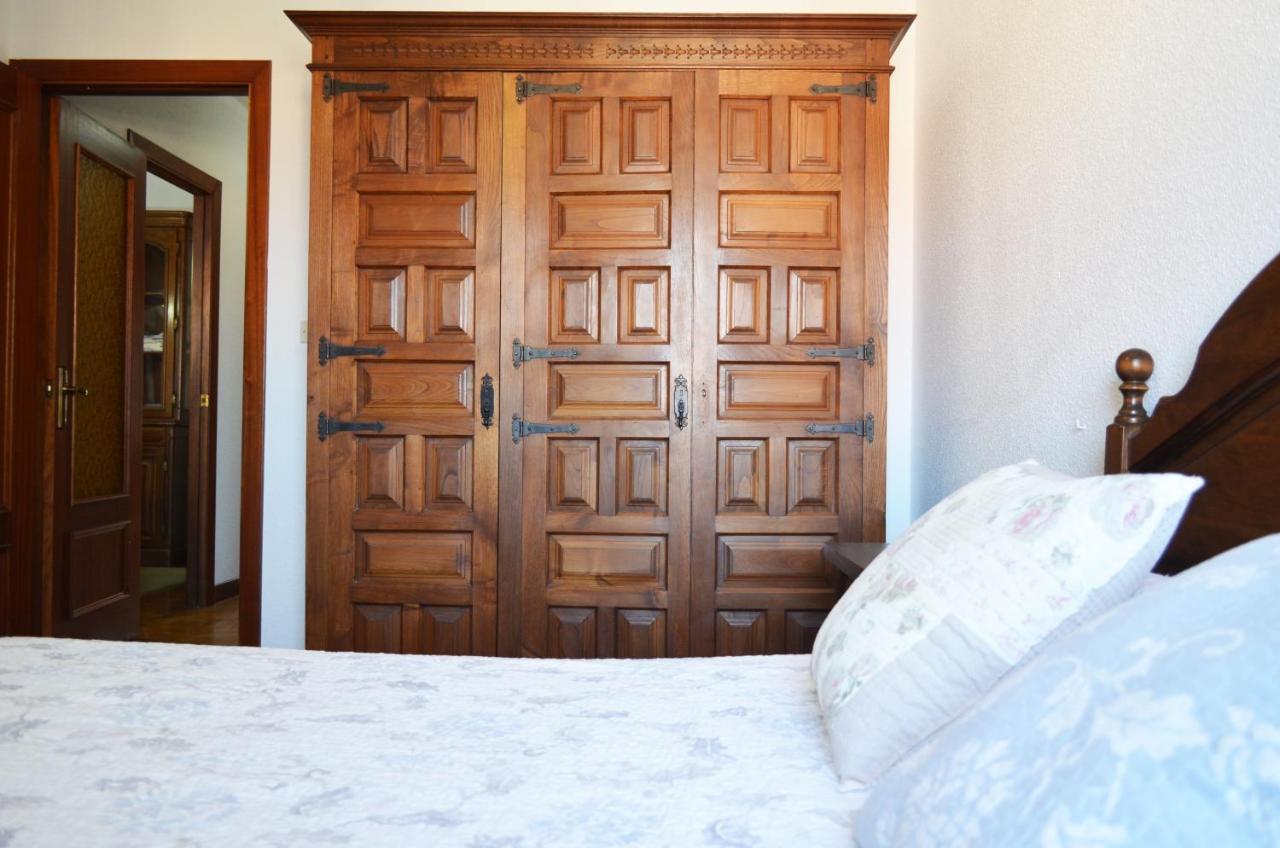 Apartamento El Corro: Con Parking En Pleno Centro De Comillas Exterior photo