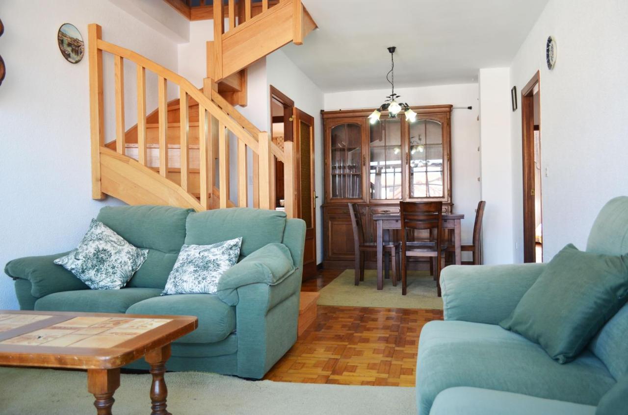 Apartamento El Corro: Con Parking En Pleno Centro De Comillas Exterior photo