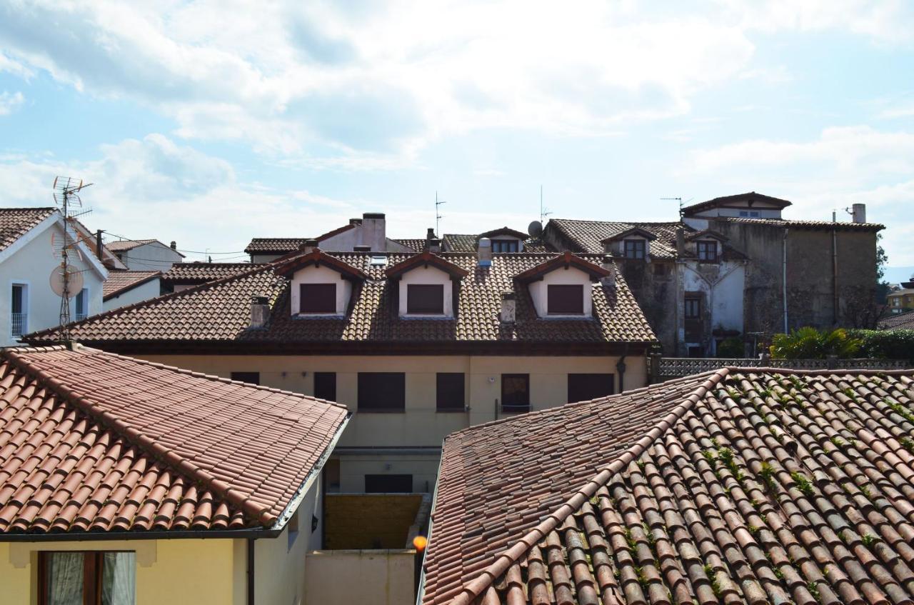 Apartamento El Corro: Con Parking En Pleno Centro De Comillas Exterior photo